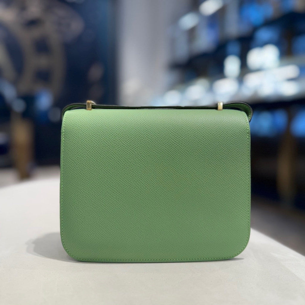 Hermès Vert Criquet Constance 18 Epsom Gold Hardware