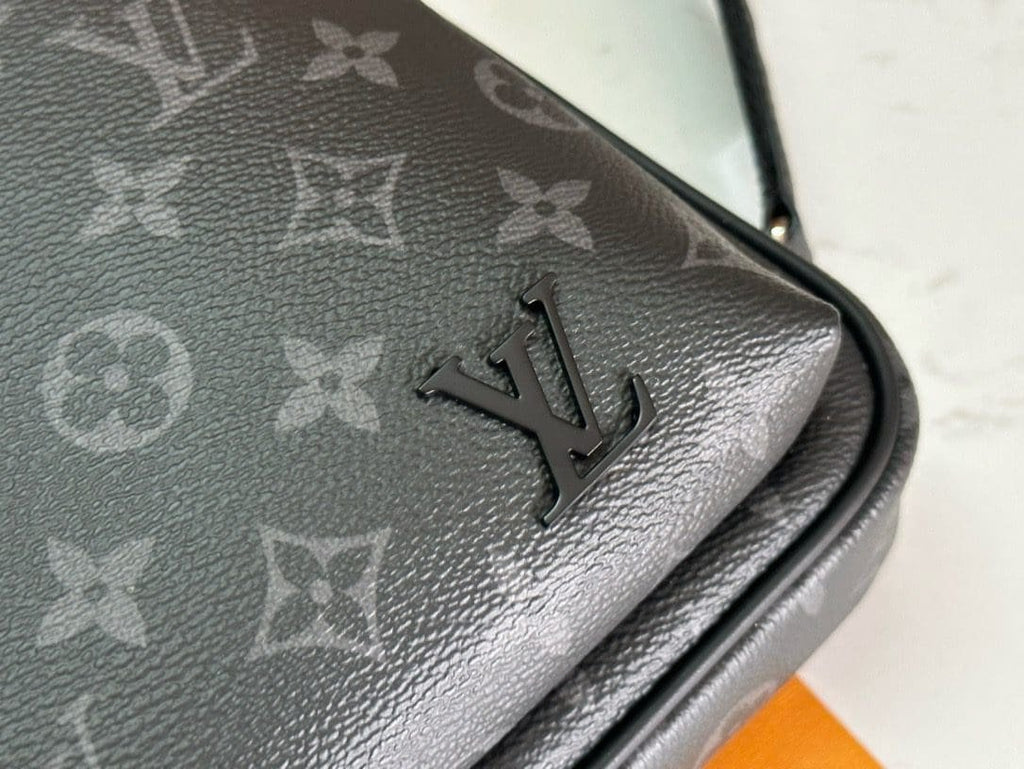 Louis Vuitton M47137 Avenue Slingbag