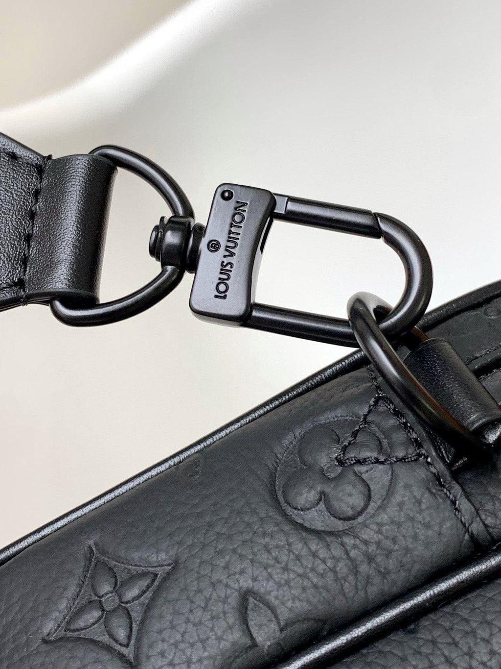 Louis Vuitton M23742 Steamer Messenger (top quality)