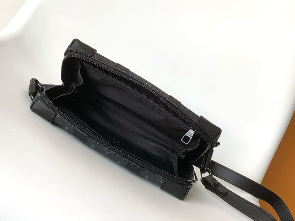 Louis Vuitton M69838 Soft Trunk Wallet