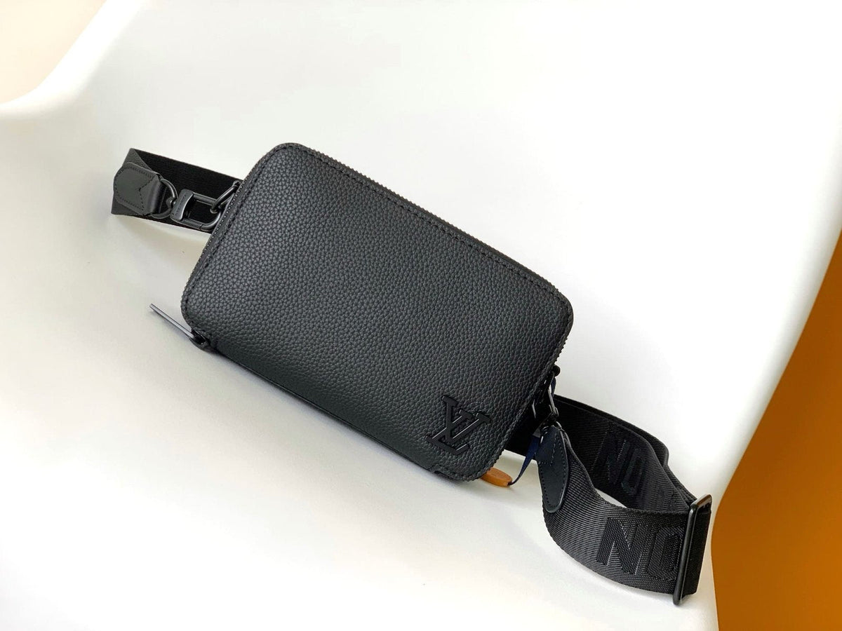 Louis Vuitton M59161 Alpha Wearable Wallet