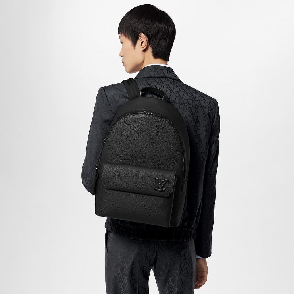 Louis Vuitton M57079 TAKEOFF Backpack