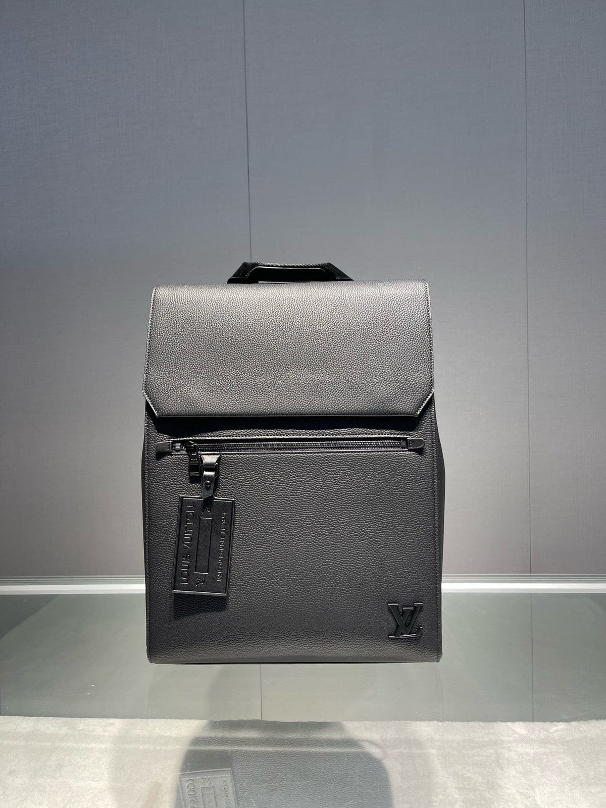 Louis Vuitton M21367 Fastline Backpack