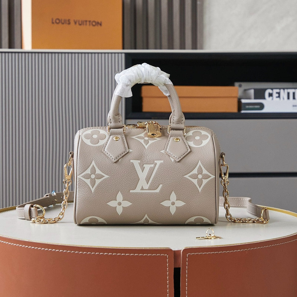 Louis Vuitton M46575 Speedy Bandoulière 20